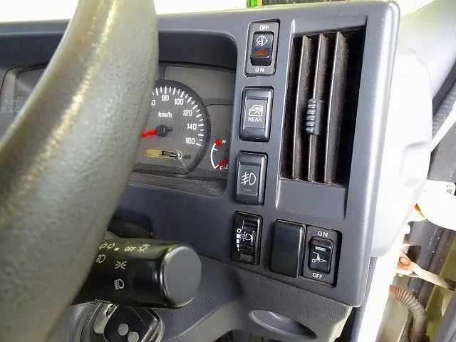 いすゞ エルフ TPG-NMS85AN(4WD)の写真20