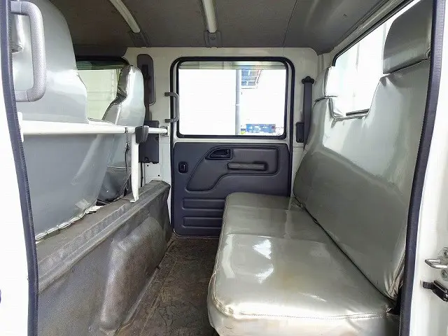 いすゞ エルフ TPG-NMS85AN(4WD)の写真26