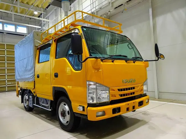いすゞ エルフ TRG-NHS85A(4WD)の写真2