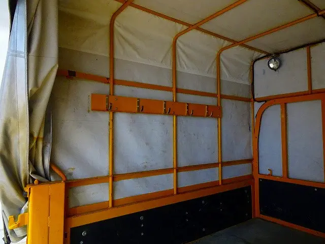 いすゞ エルフ TRG-NHS85A(4WD)の写真29