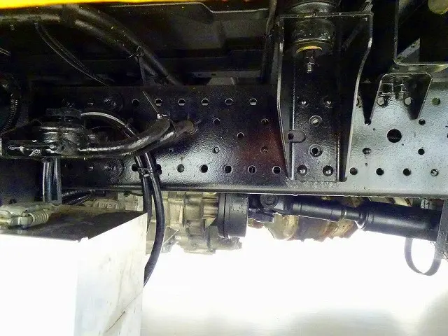 いすゞ エルフ TRG-NHS85A(4WD)の写真39