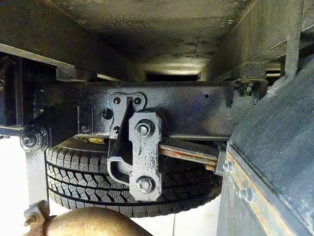 いすゞ エルフ TRG-NHS85A(4WD)の写真45