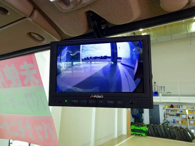 バックモニター|三菱 キャンター 2RG-FBA20(2WD)の写真13