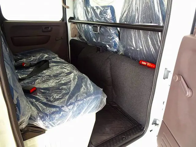 Wキャブ 6人乗り PW(フロントのみ) リアヒーター付|三菱 キャンター 2RG-FBA20(2WD)の写真20