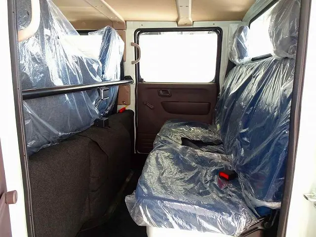 Wキャブ 6人乗り PW(フロントのみ) リアヒーター付|三菱 キャンター 2RG-FBA20(2WD)の写真23