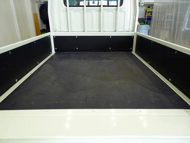 荷台内寸:209×161×38 三方開 リアアオリチェーン2個 垂直PG/600kg 極東開発/V601B-1MKT2 長:85cm/有効長:75cm 幅:157cm 左右リア支柱PGスイッチ|三菱 キャンター 2RG-FBA20(2WD)の写真24