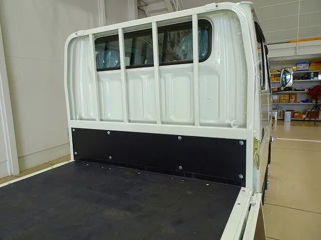 荷台内寸:209×161×38 三方開 リアアオリチェーン2個 垂直PG/600kg 極東開発/V601B-1MKT2 長:85cm/有効長:75cm 幅:157cm 左右リア支柱PGスイッチ|三菱 キャンター 2RG-FBA20(2WD)の写真27