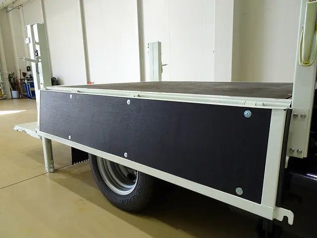 荷台内寸:209×161×38 三方開 リアアオリチェーン2個 垂直PG/600kg 極東開発/V601B-1MKT2 長:85cm/有効長:75cm 幅:157cm 左右リア支柱PGスイッチ|三菱 キャンター 2RG-FBA20(2WD)の写真29