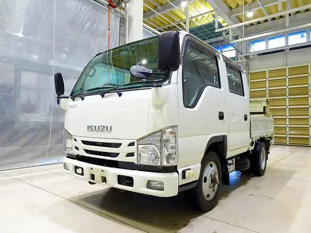 いすゞ エルフ TRG-NJS85A(4WD)の写真1