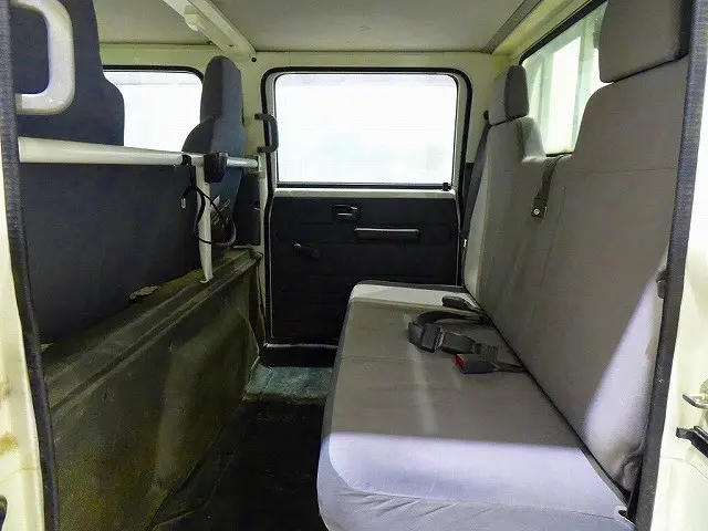 いすゞ エルフ TRG-NJS85A(4WD)の写真21