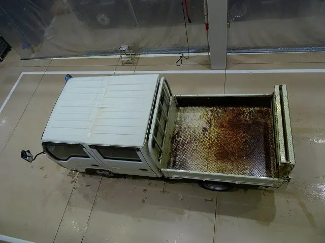 いすゞ エルフ TRG-NJS85A(4WD)の写真34