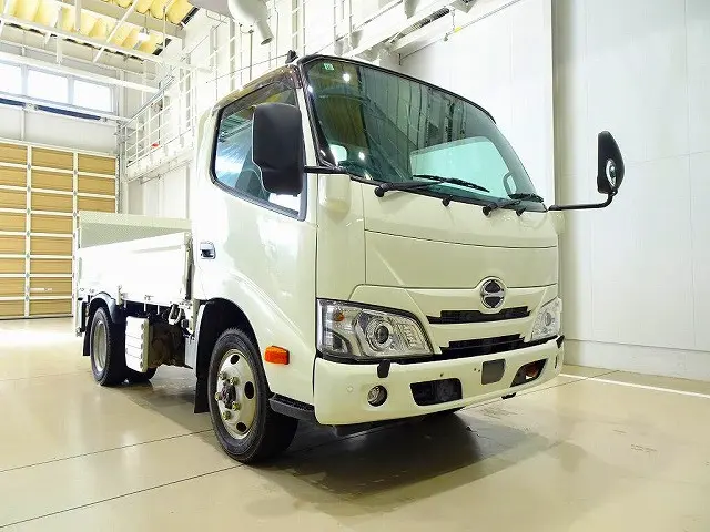 日野 デュトロ 2KG-XZU675M(4WD)の写真2