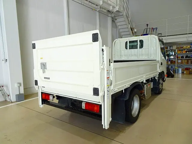 日野 デュトロ 2KG-XZU675M(4WD)の写真3