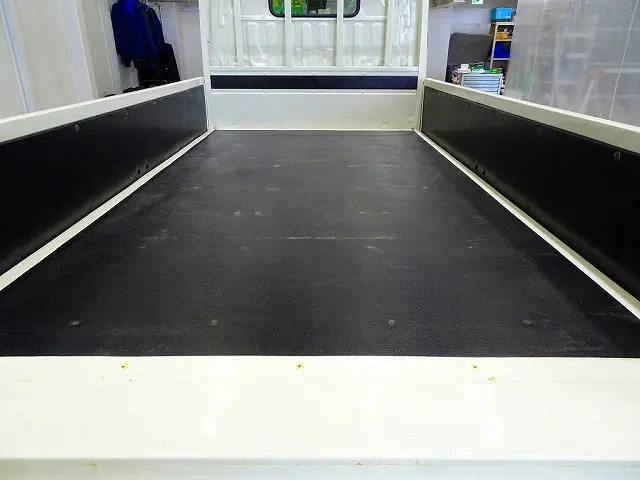 荷台内寸：307×161×38　三方開　左右セイコーラック　垂直パワーゲート　600kg　新明和/RE06-1133　長：87cm/有効長：74cm　幅：158cm　左右リア支柱PGスイッチ|日野 デュトロ 2KG-XZU675M(4WD)の写真21