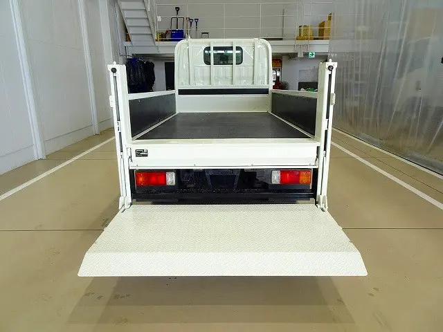 日野 デュトロ 2KG-XZU675M(4WD)の写真30