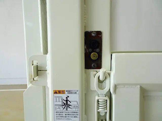 日野 デュトロ 2KG-XZU675M(4WD)の写真33