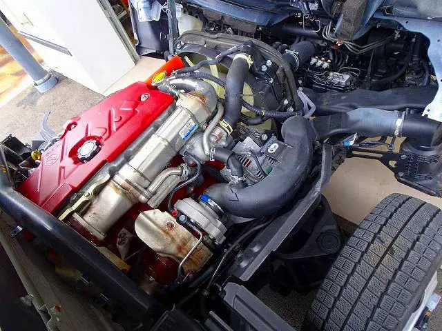 エンジンルーム|日野 デュトロ 2KG-XZU675M(4WD)の写真38