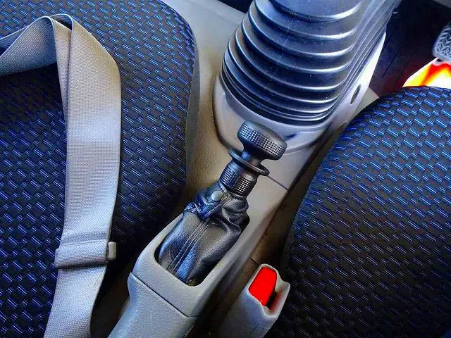電動パーキングブレーキ|日野 デュトロ 2KG-XZU605Mの写真16