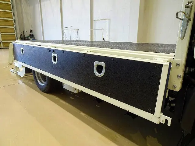 荷台内寸:302×161×38 三方開 左右セイコーラック ロープ穴3対 鳥居荷受けアルミ縞鋼板張り アーム式PG 600kg付|日野 デュトロ 2KG-XZU605Mの写真28