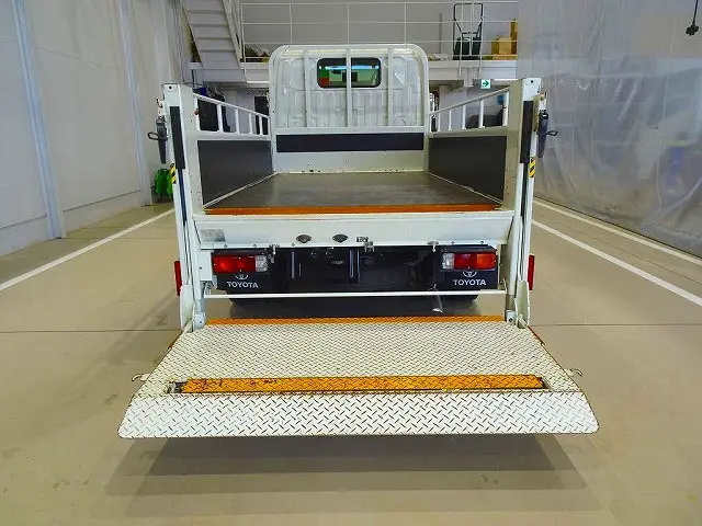 垂直パワーゲート　600kg　トヨタ車体/UT16M050260　長：85cm/有効長：70cm　幅：152cm　カートストッパー付　左リア支柱PGスイッチ|トヨタ ダイナ LDF-KDY231(2WD)の写真29