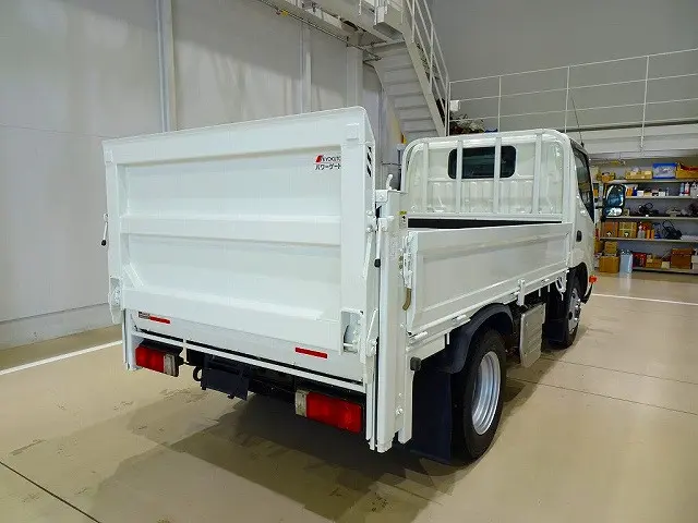 日野 デュトロ 2KG-XZU675M(4WD)の写真3
