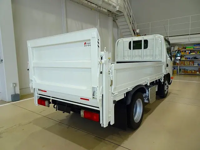 お問合せ管理No.D676 R2 デュトロ 2t 4WD(切替式) FJL 標準 垂直P/G付|日野 デュトロ 2KG-XZU675M(4WD)の写真3