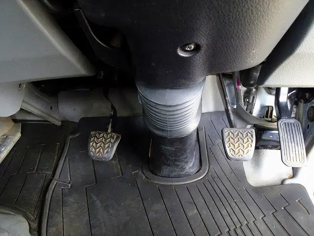 日野 デュトロ 2KG-XZU675M(4WD)の写真17
