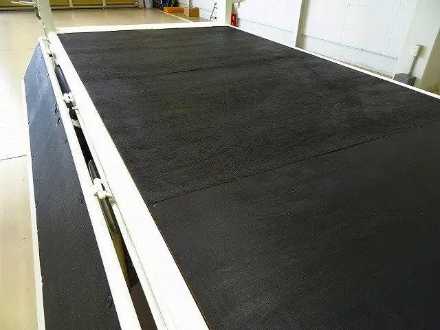 荷台内寸:305×160×38 三方開 左右セイコーラック 垂直PG/600kg付|日野 デュトロ 2KG-XZU675M(4WD)の写真27