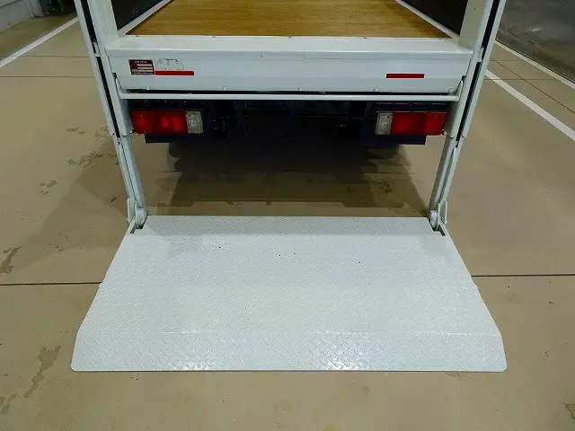 日野 デュトロ 2KG-XZU675M(4WD)の写真30