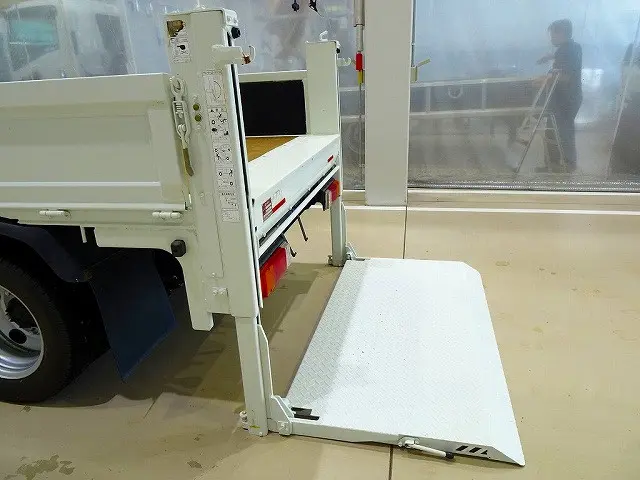 日野 デュトロ 2KG-XZU675M(4WD)の写真31