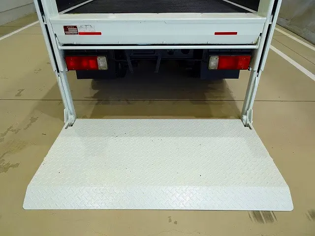 垂直パワーゲート 600kg 極東開発/V601B-1MKT2 長:85cm/有効長:75cm 幅:157cm 左右リア支柱PGスイッチ|日野 デュトロ 2KG-XZU675M(4WD)の写真32