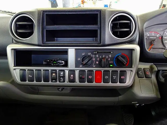 トヨタ ダイナ 2PG-GDY281(4WD)の写真10