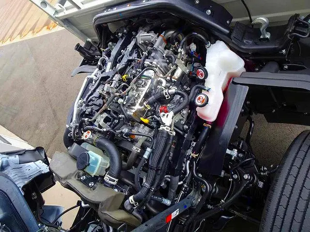 エンジンルーム|トヨタ ダイナ 2PG-GDY281(4WD)の写真36