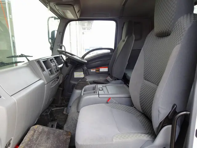いすゞ フォワード 2RG-FSR90S2(2WD)の写真12