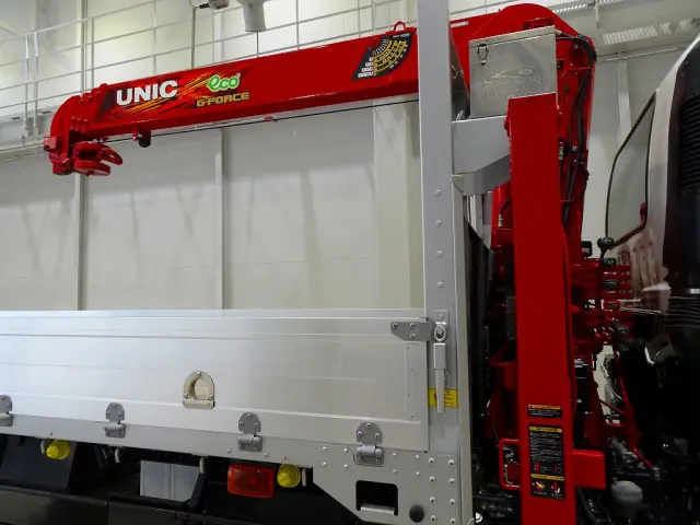 いすゞ フォワード 2RG-FSR90S2(2WD)の写真31