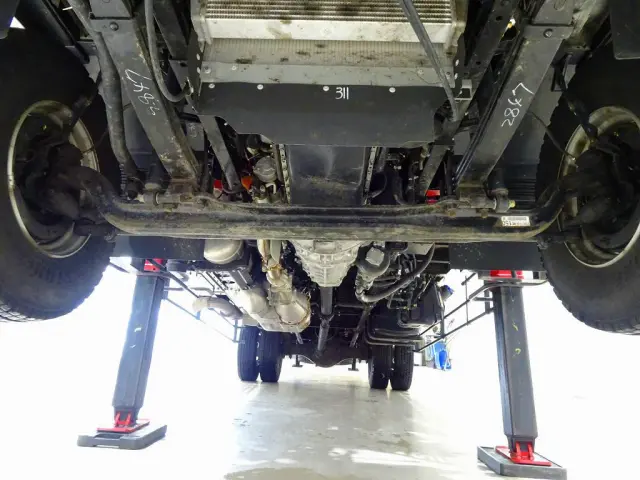 いすゞ フォワード 2RG-FSR90S2(2WD)の写真38