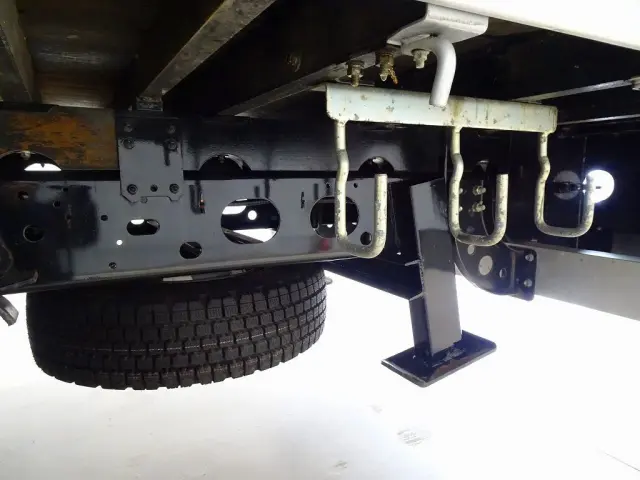 いすゞ フォワード 2RG-FSR90S2(2WD)の写真45