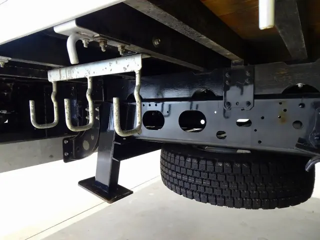 いすゞ フォワード 2RG-FSR90S2(2WD)の写真50