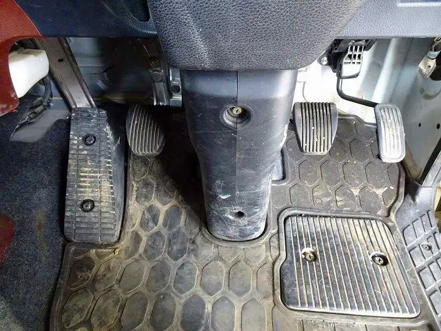 日野 レンジャー 2KG-FD2ABA(2WD)の写真21