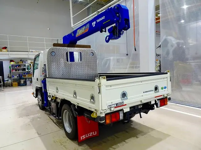 いすゞ エルフ 2RG-NKR88A(2WD)の写真4