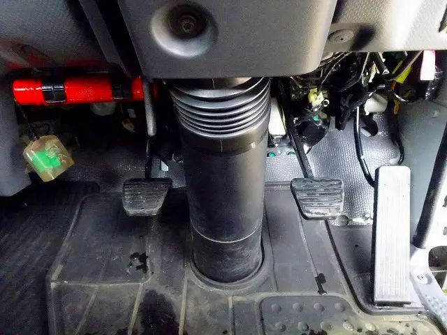 いすゞ エルフ 2RG-NKR88A(2WD)の写真17