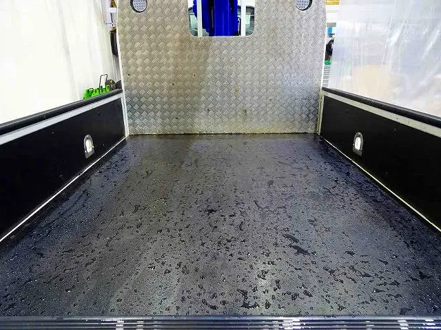 いすゞ エルフ 2RG-NKR88A(2WD)の写真21