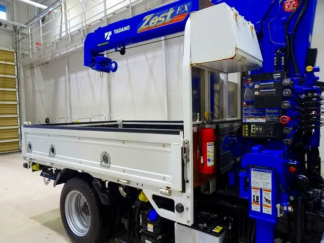 いすゞ エルフ 2RG-NKR88A(2WD)の写真22