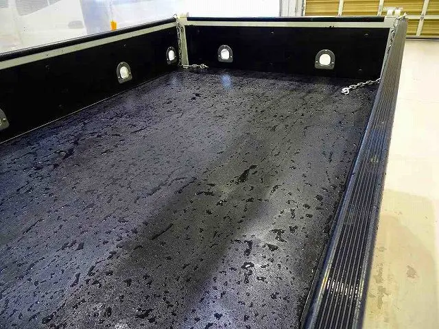 いすゞ エルフ 2RG-NKR88A(2WD)の写真27