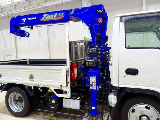 いすゞ エルフ 2RG-NKR88A(2WD)の写真28