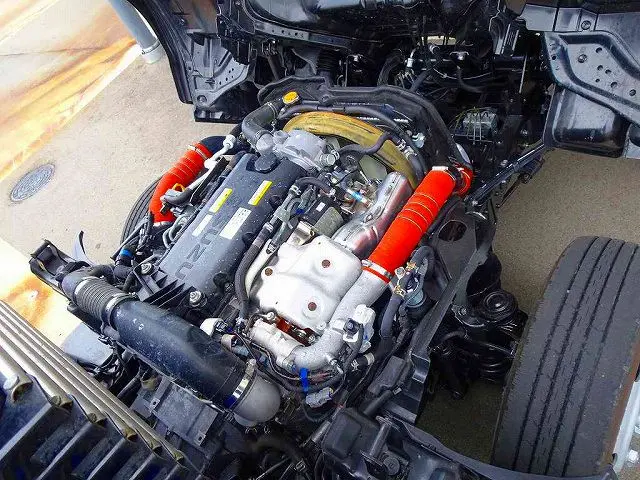 エンジンルーム|いすゞ エルフ 2RG-NKR88A(2WD)の写真38