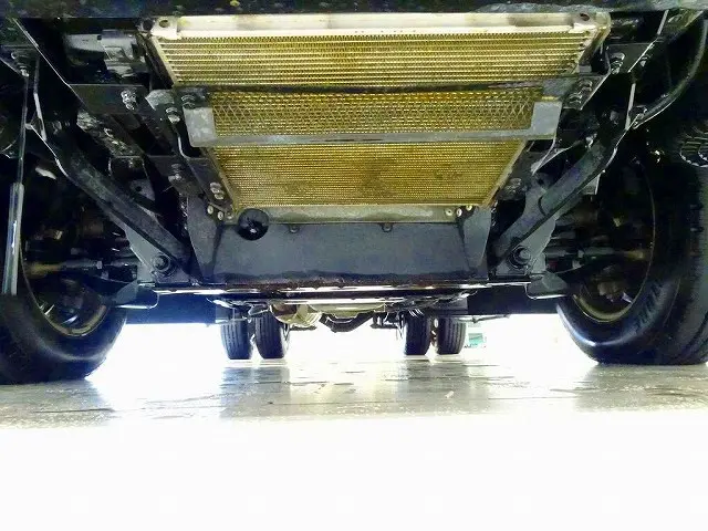 いすゞ エルフ 2RG-NKR88A(2WD)の写真39