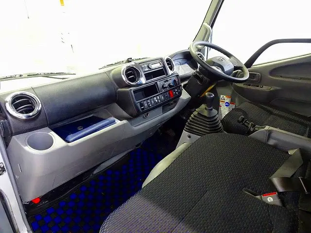 トヨタ ダイナ 2RG-XZU650(2WD)の写真7