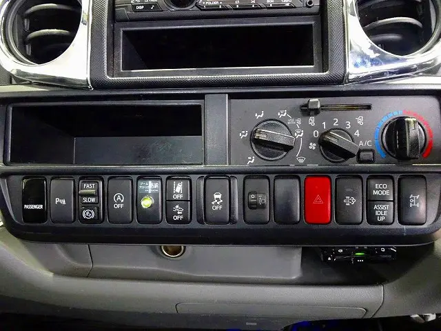 トヨタ ダイナ 2RG-XZU650(2WD)の写真12