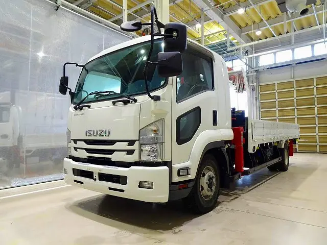 いすゞ フォワード 2RG-FRR90S2(2WD)の写真1